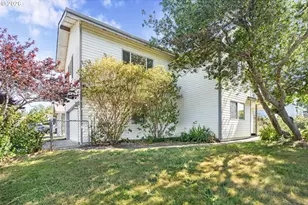 17305 Blueberry Dr, Brookings, OR 97415 - Photo 6