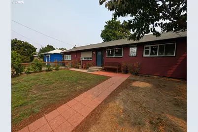 2203 Sheridan Dr, Vancouver, WA 98661 - Photo 2