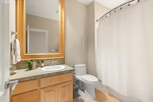 9238 NW Murdock St, Portland, OR 97229 - Photo 40