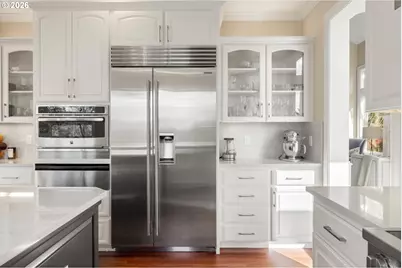 9238 NW Murdock St, Portland, OR 97229 - Photo 14