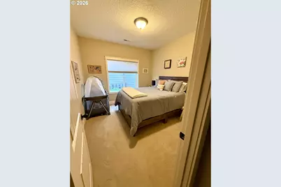928 E 16th St, Lafayette, OR 97127 - Photo 8