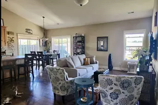928 E 16th St, Lafayette, OR 97127 - Photo 4