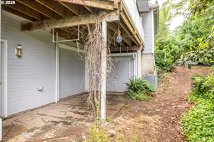 2409 Sunrise St, Kelso, WA 98626 - Photo 8