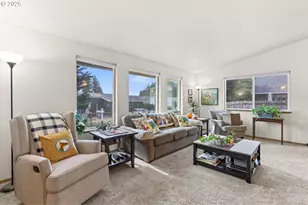 709 S Park St, Carlton, OR 97111 - Photo 16