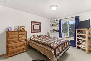 709 S Park St, Carlton, OR 97111 - Photo 36