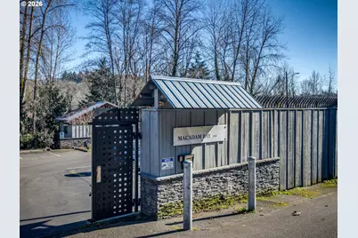 7720 S Macadam Ave #Slip 16, Portland, OR 97219 - Photo 22