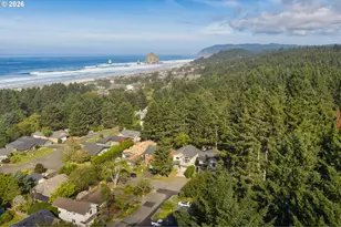 340 Elk Run Ave, Cannon Beach, OR 97110 - Photo 26