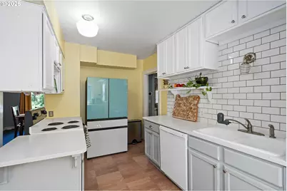 3525 NE 76th Ave, Portland, OR 97213 - Photo 10