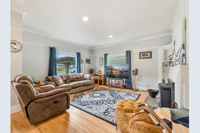 637 Niagara Ave, Astoria, OR 97103 - Photo 10