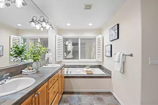 14992 SW Lookout Dr, Portland, OR 97224 - Photo 38