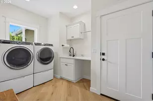 314 N 7th St, Carlton, OR 97111 - Photo 10