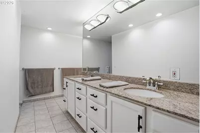 430 NW Skyline Blvd, Portland, OR 97229 - Photo 10