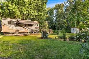 1054 NE Faloma Rd, Portland, OR 97211 - Photo 46