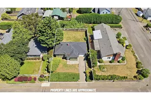 638 Commercial St, North Bend, OR 97459 - Photo 4