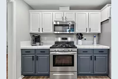 10340 SW Dunlin Pl, Beaverton, OR 97007 - Photo 12