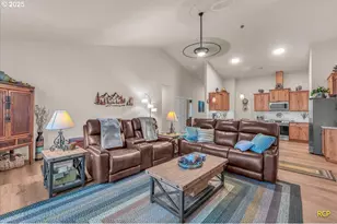 350 Powder Hill Dr, Kalama, WA 98625 - Photo 12