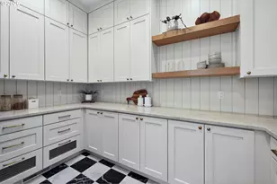 1050 Atwater Rd, Lake Oswego, OR 97034 - Photo 18