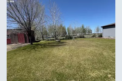 85474 Christmas Valley Hwy, Silver Lake, OR 97638 - Photo 10