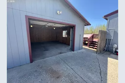 85474 Christmas Valley Hwy, Silver Lake, OR 97638 - Photo 32
