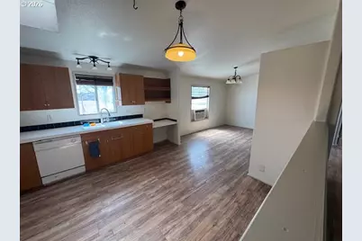 85474 Christmas Valley Hwy, Silver Lake, OR 97638 - Photo 30