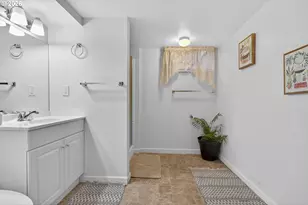 415 NE 116th Pl, Portland, OR 97220 - Photo 18