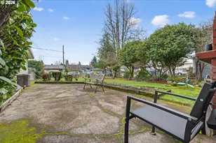 415 NE 116th Pl, Portland, OR 97220 - Photo 22