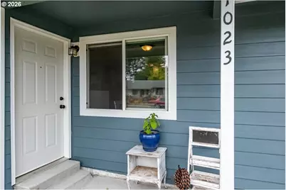 1023 Josephine St E, Monmouth, OR 97361 - Photo 2