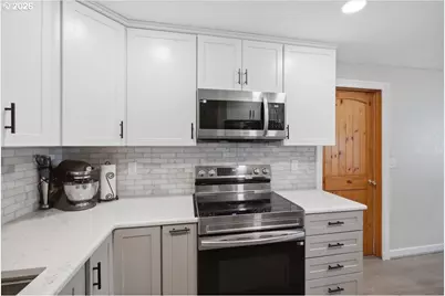 1023 Josephine St E, Monmouth, OR 97361 - Photo 12