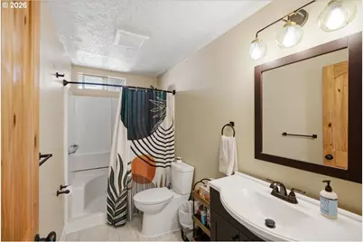 1023 Josephine St E, Monmouth, OR 97361 - Photo 18