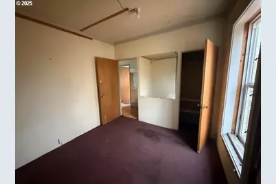 1638 SE Mill St, Roseburg, OR 97470 - Photo 10