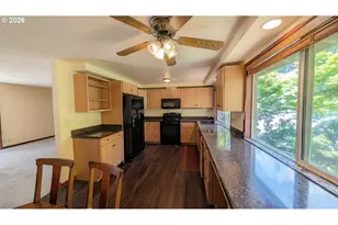4739 Larkwood St, Eugene, OR 97405 - Photo 8
