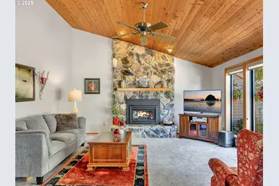 315 N Chinook St, Cannon Beach, OR 97110 - Photo 4