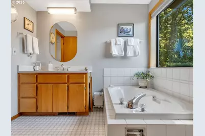 315 N Chinook St, Cannon Beach, OR 97110 - Photo 28