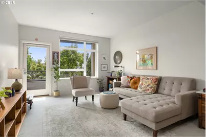 1718 NE 11th Ave #313, Portland, OR 97212 - Photo 4