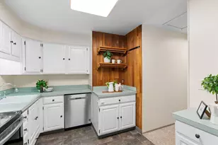 2610 NE 107th Ave, Portland, OR 97220 - Photo 22