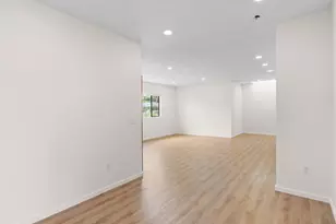 2610 NE 107th Ave, Portland, OR 97220 - Photo 34