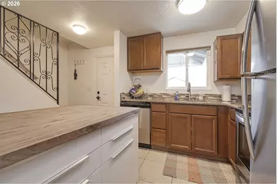 19865 SW 68th Ave, Tualatin, OR 97062 - Photo 8