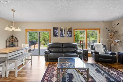 210 SE Whitten Rd, Mill City, OR 97360 - Photo 16