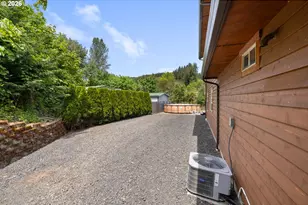 210 SE Whitten Rd, Mill City, OR 97360 - Photo 44