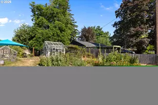 915 N Locust St, Canby, OR 97013 - Photo 32