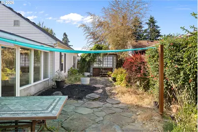 915 N Locust St, Canby, OR 97013 - Photo 26
