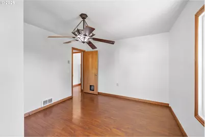 915 N Locust St, Canby, OR 97013 - Photo 14