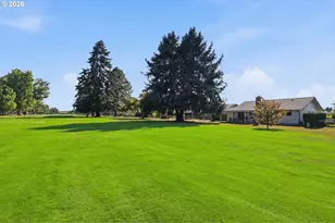 404 S Columbia Dr, Woodburn, OR 97071 - Photo 22