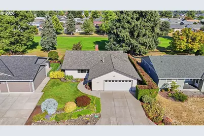 404 S Columbia Dr, Woodburn, OR 97071 - Photo 24