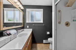 [Address not provided], Springfield, OR 97477 - Photo 16