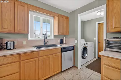 [Address not provided], Springfield, OR 97477 - Photo 10