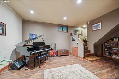 30625 SW Riverwood Dr, West Linn, OR 97068 - Photo 38