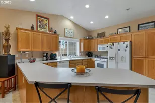 4233 Heavens Way S, Salem, OR 97302 - Photo 12