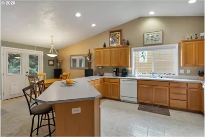 4233 Heavens Way S, Salem, OR 97302 - Photo 8