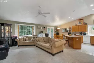 4233 Heavens Way S, Salem, OR 97302 - Photo 4